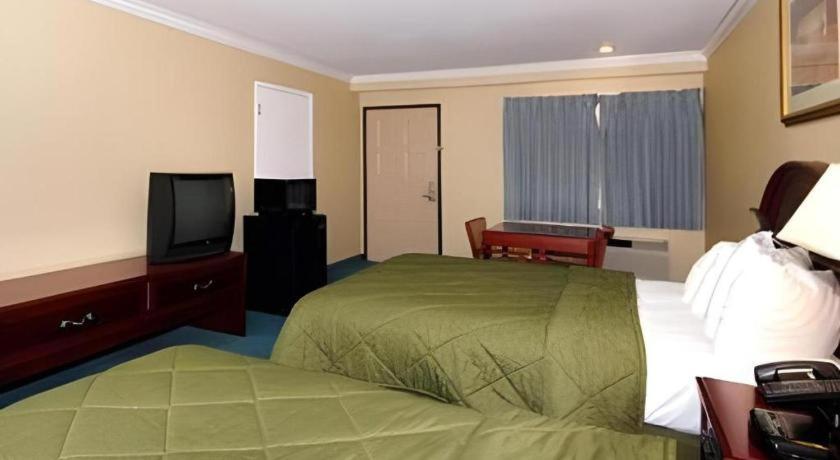 Quality Inn Near City Of Hope Duarte Экстерьер фото